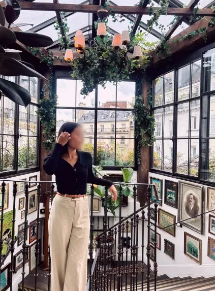 Dilara, 30