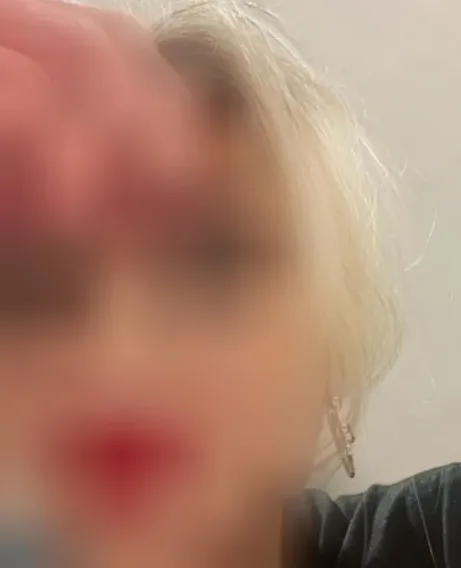 Svenja, 32