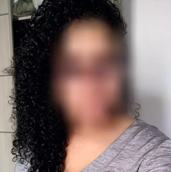 Viktoria, 34
