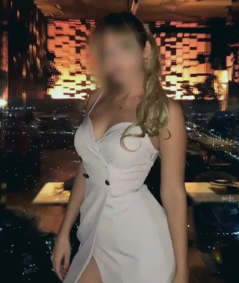 Yvonne, 36